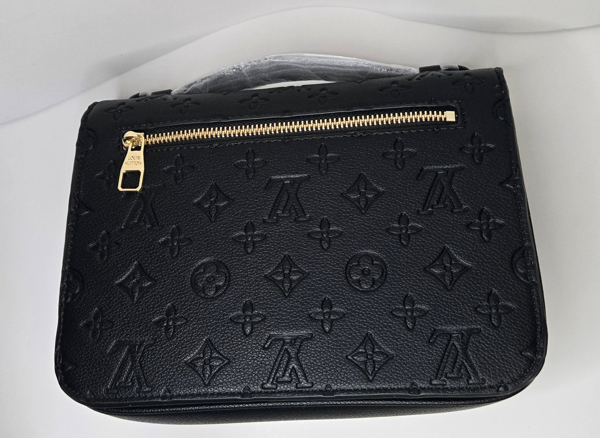 LV Black Beauty