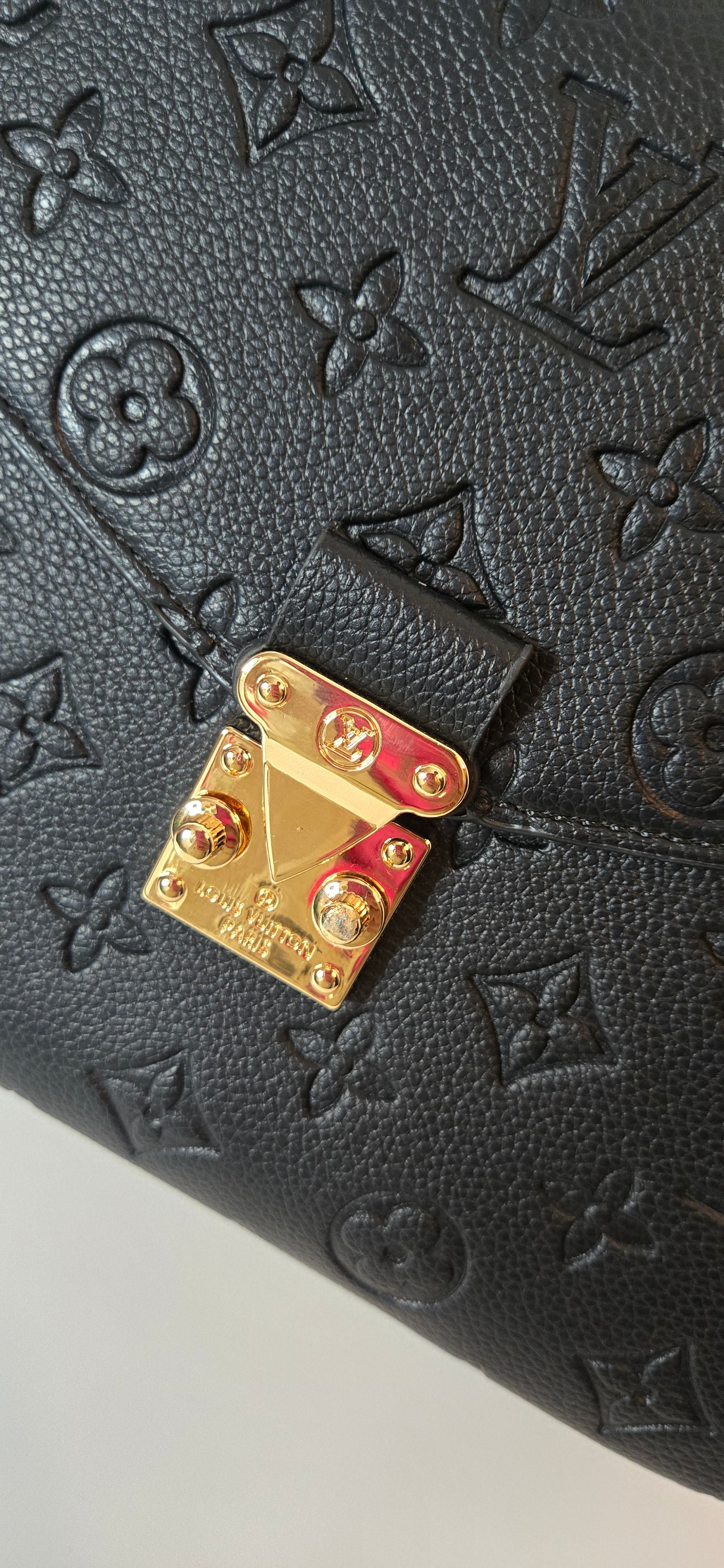 LV Black Beauty